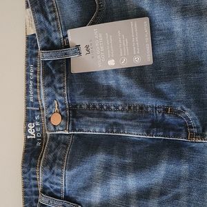 Lee Midrise Capri